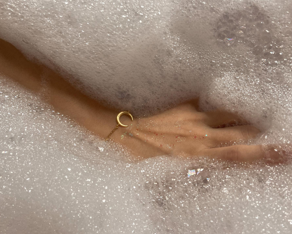 The Ultimate Showdown: Body Wash vs. Soap - Which One Reigns Supreme?